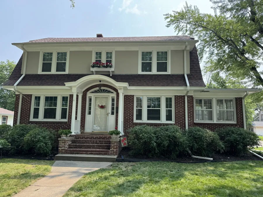 Brick Two-Story — Exterior Trim & Eaves — finished, photo 1