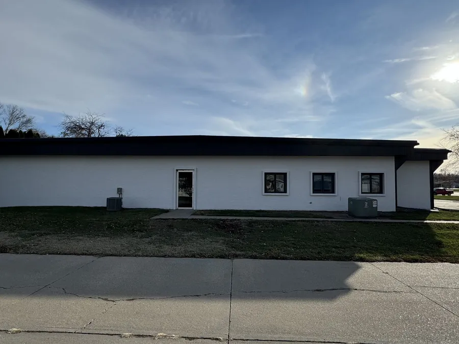 Clinic Exterior Repaint — finished, photo 1