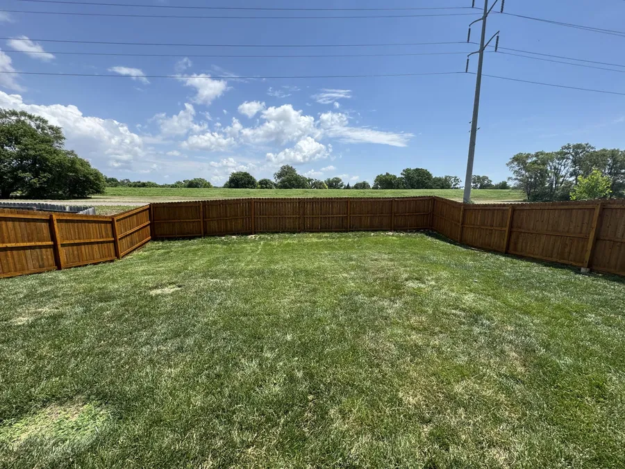 Cedar Privacy Fence — Stain & Seal — finished, photo 2