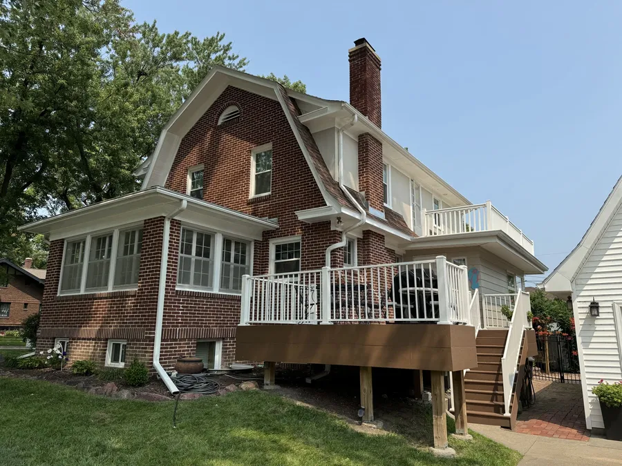 Brick Two-Story — Exterior Trim & Eaves — finished, photo 4